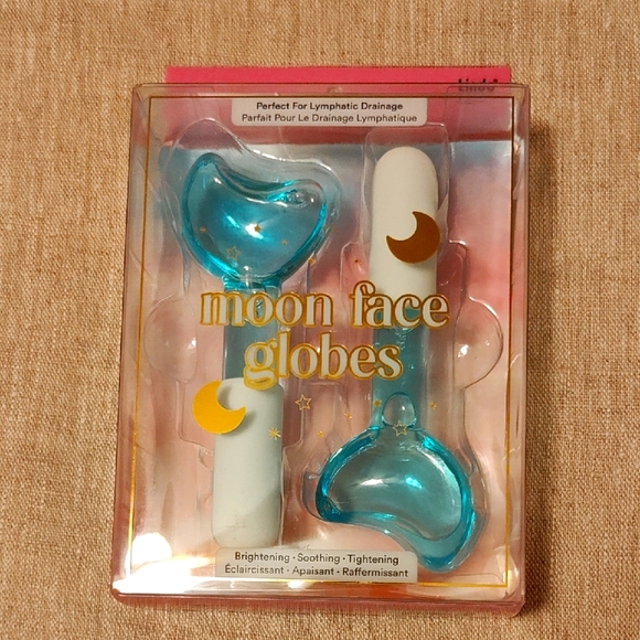 MOON FACE GLOBES with Blue and White Design - Picture 1 of 10